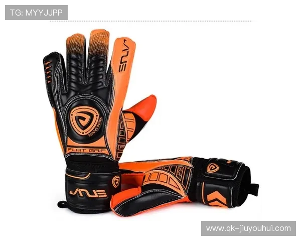 耐克足球手套女款舒适透气设计助力运动表现全面提升体验升级感受